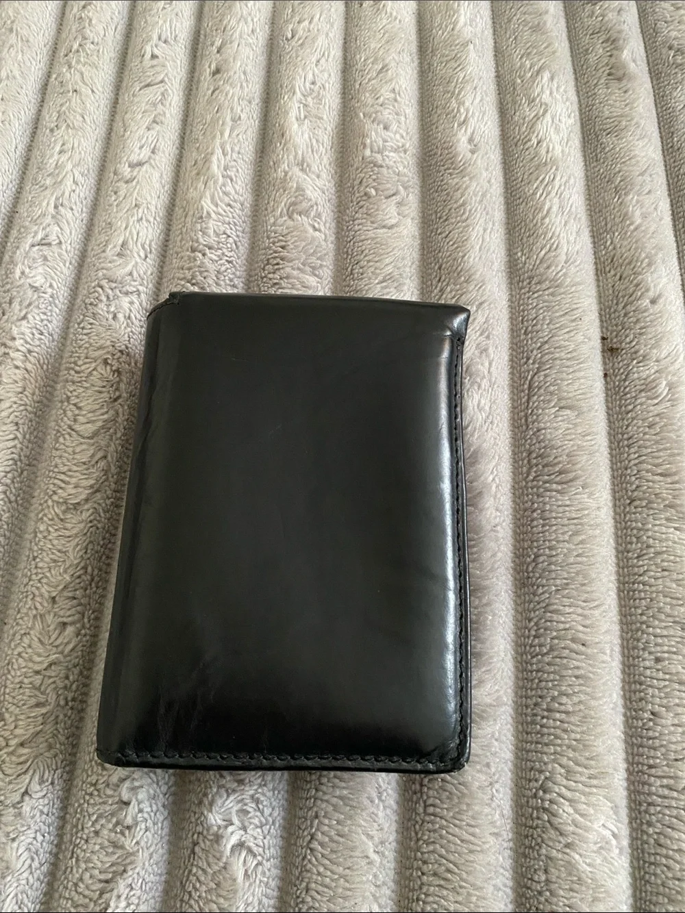 VINTAGE BLACK LEATHER WALLET FOSSIL BI FOLD